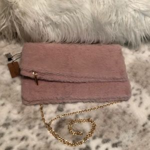 3am Dusty pink faux fur cross body bag clutch